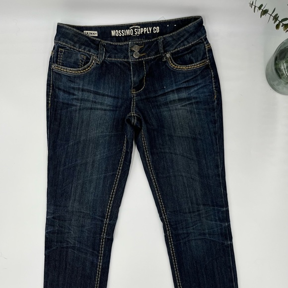 Mossimo Supply Co. Woman’s Skinny Jeans Size 7 - Picture 1 of 7